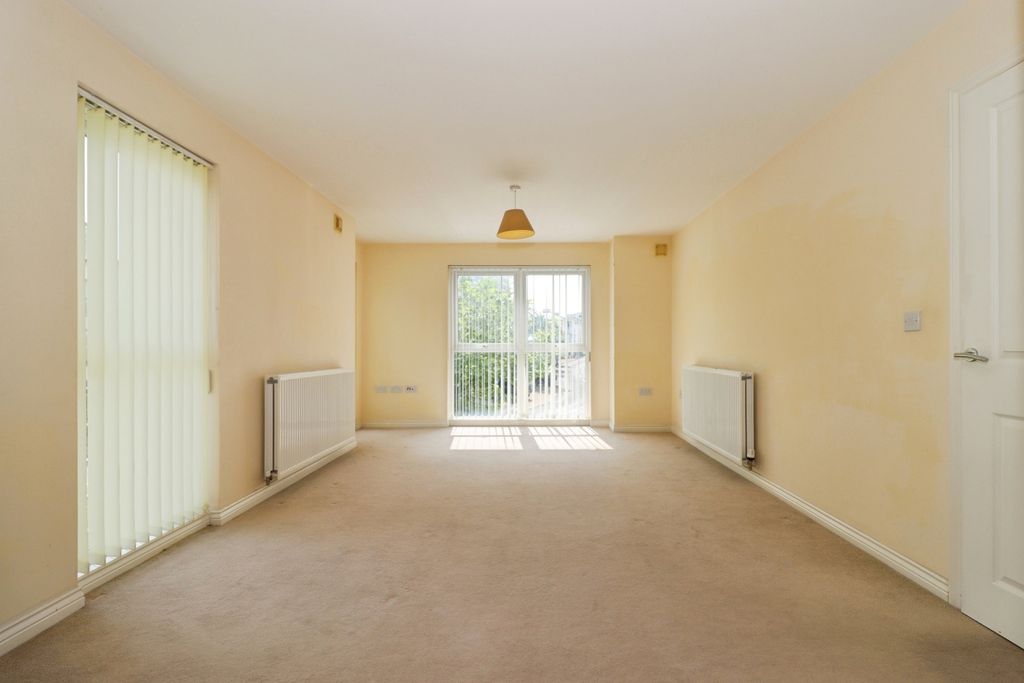 Property photo 2 of 14 Pbox-Img.Jpg