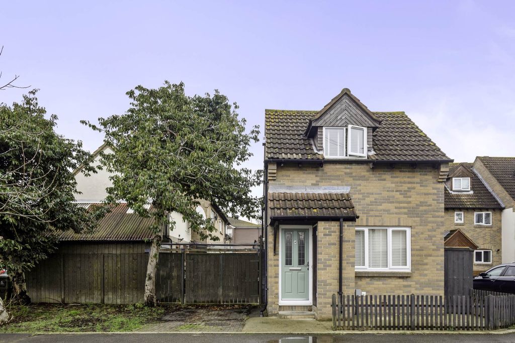 Property photo 1 of 15