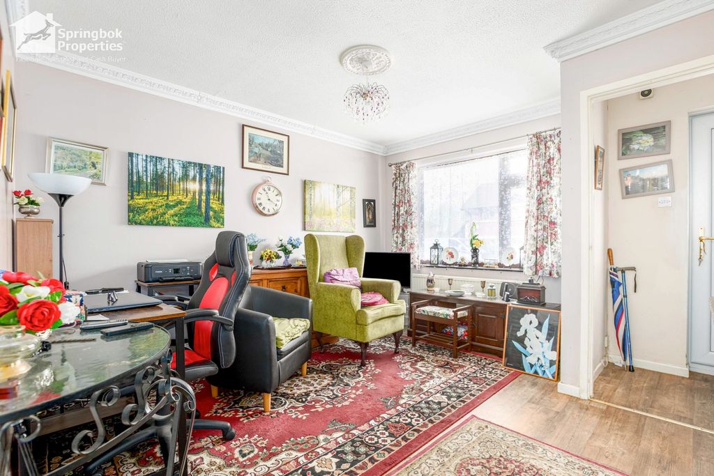 Property photo 2 of 13 Image 1