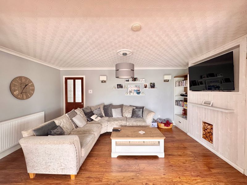 Property photo 3 of 24 Photo 17