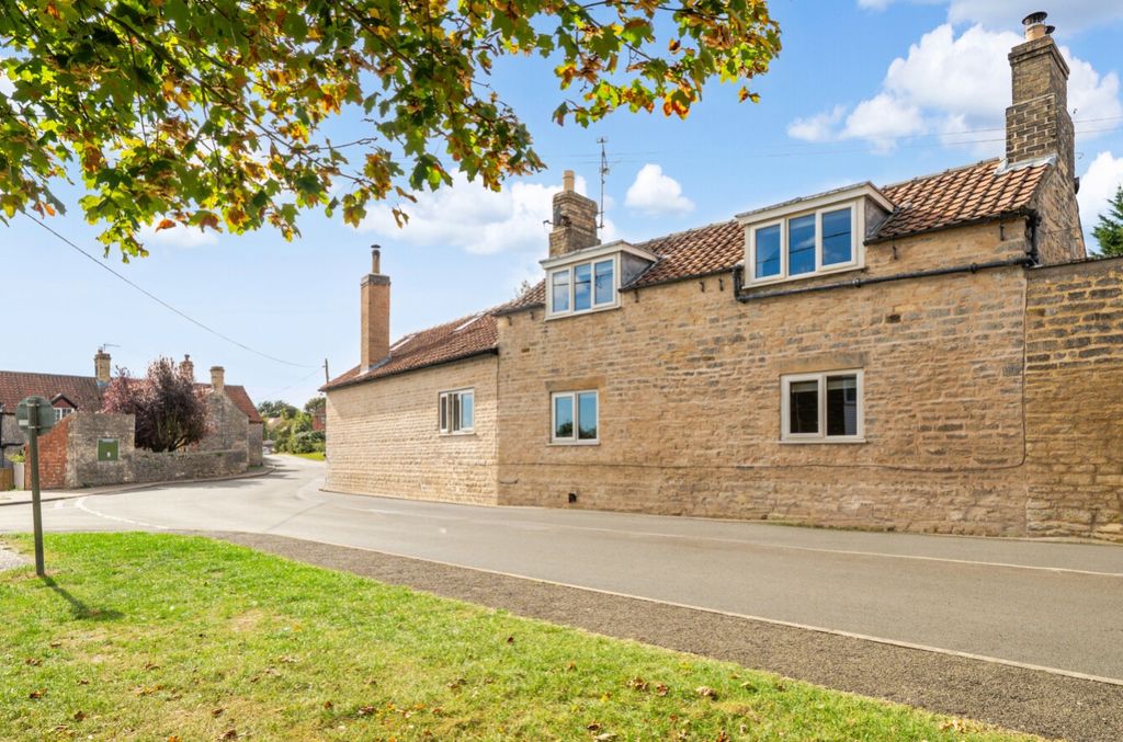 Property photo 1 of 21 1-6Ac4c94Fe7Aac-1528106-2-1A10d10187E78-1