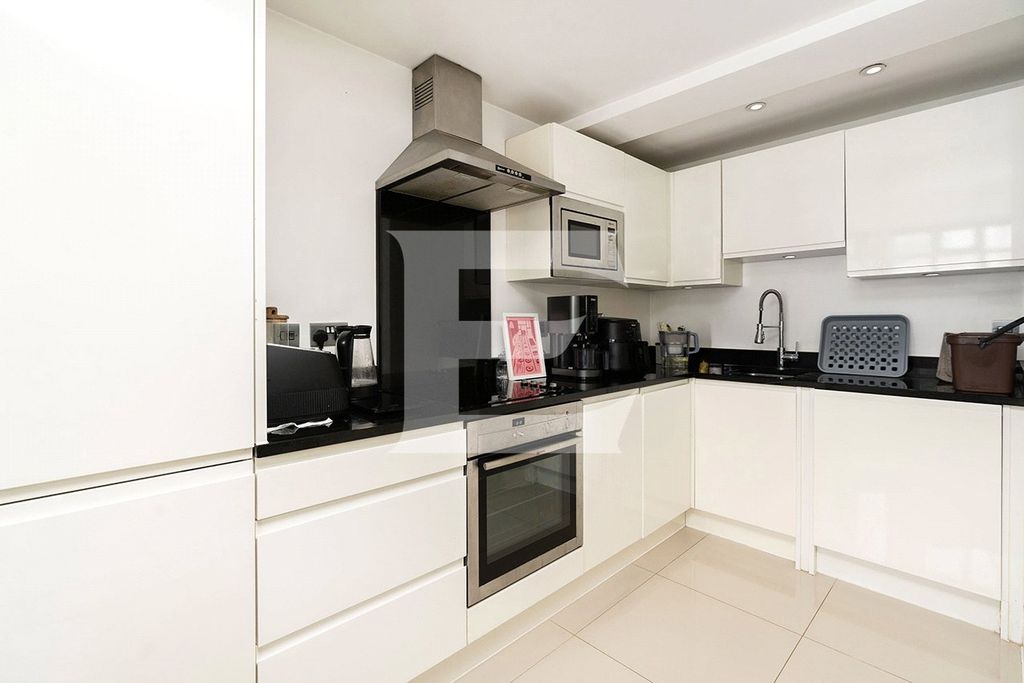 Property photo 2 of 18 Picture No. 07