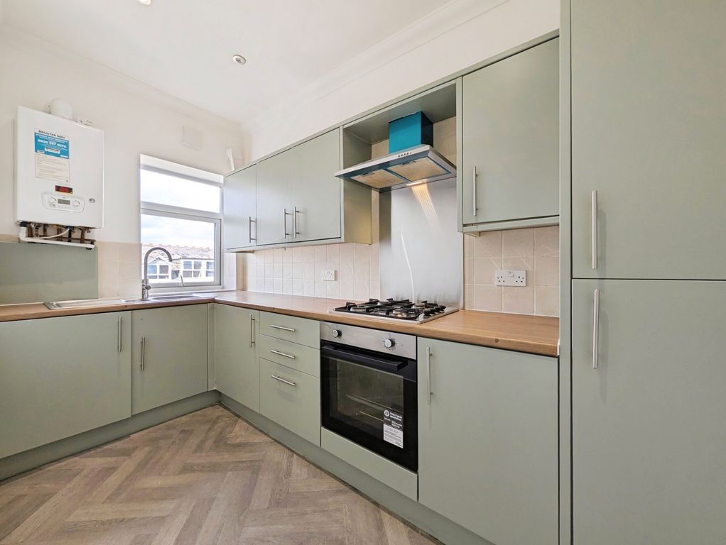 Property photo 2 of 10 Pbox-Img.Jpg