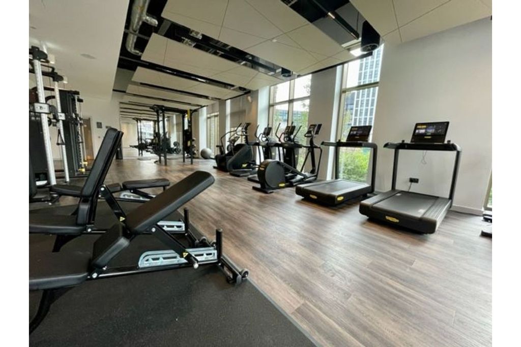 Property photo 3 of 9