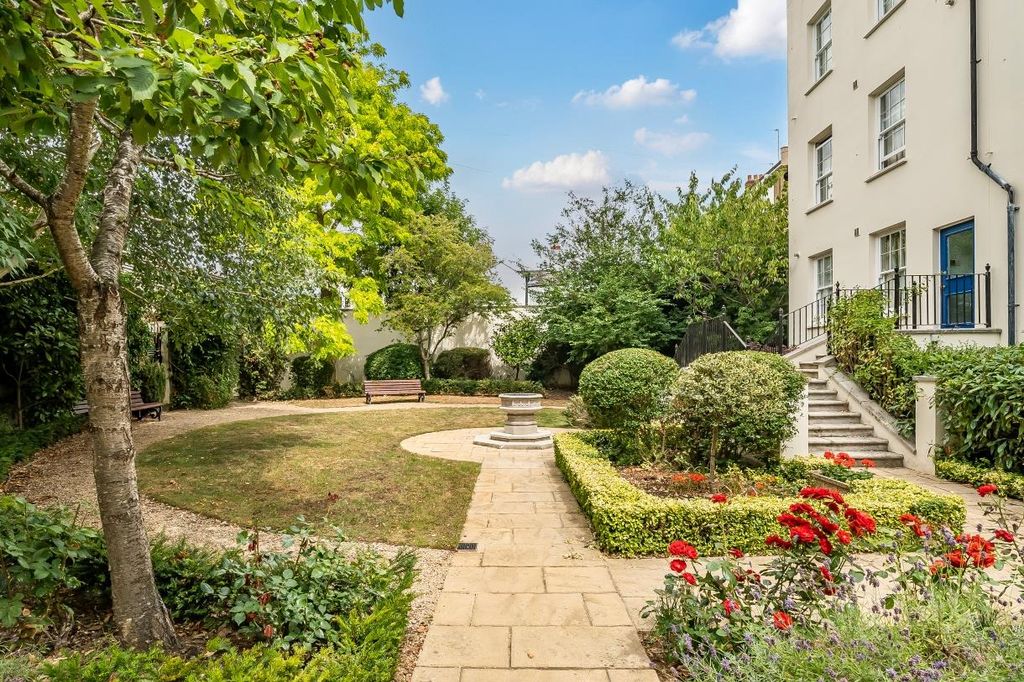 Property photo 3 of 16 Image