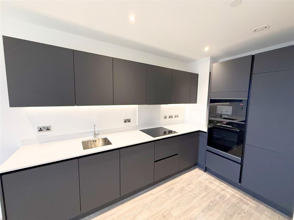 Property photo 3 of 6 471.Png