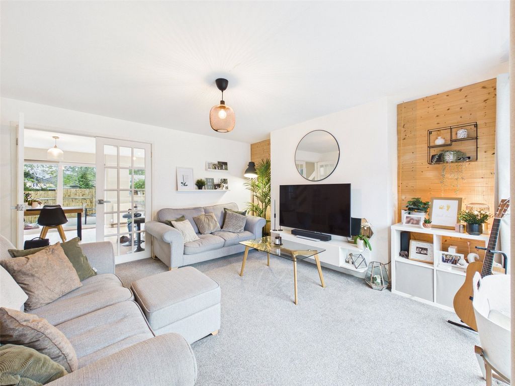 Property photo 3 of 17 Picture No. 09