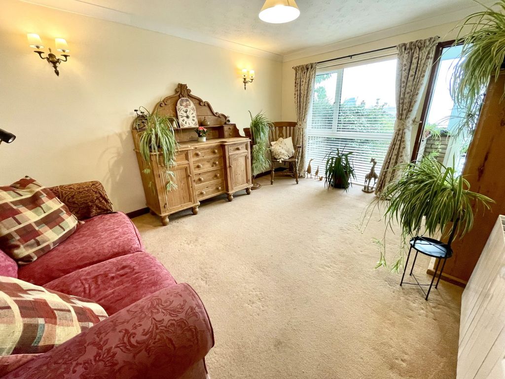 Property photo 2 of 25 Picture No. 02