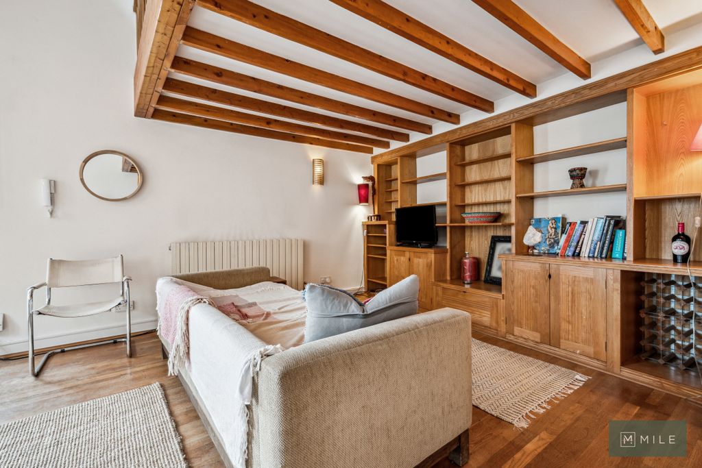 Property photo 1 of 16 1-W
