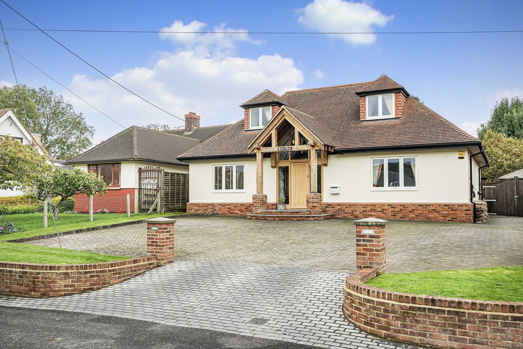 Property photo 1 of 50