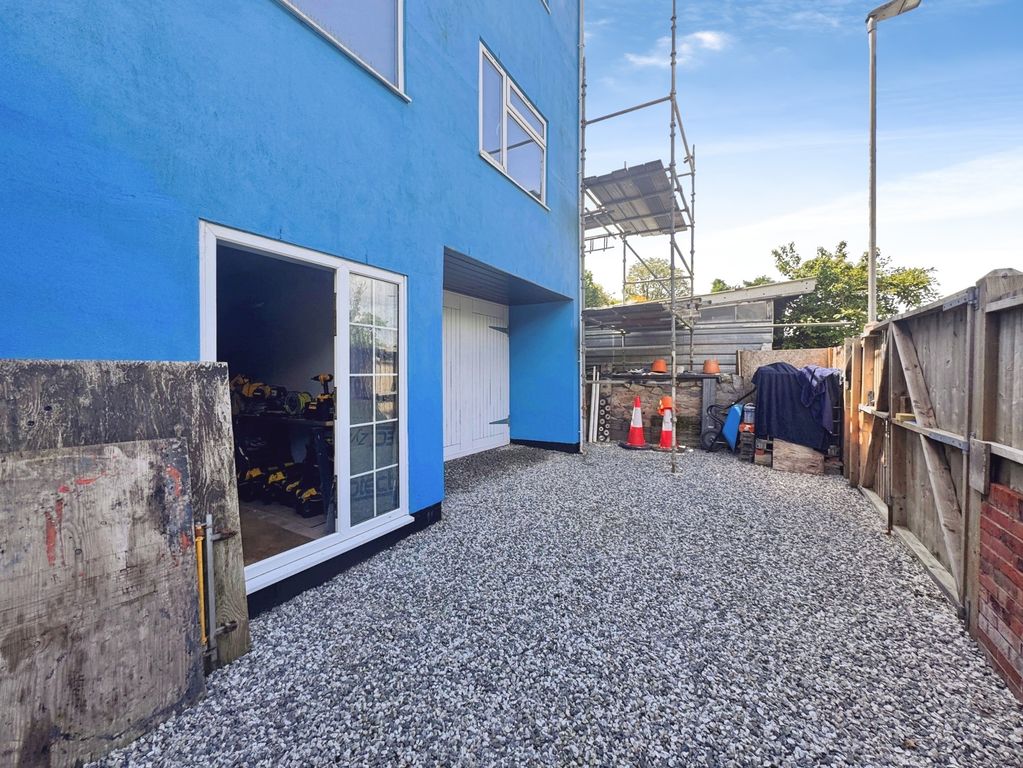 Property photo 2 of 18 Pbox-Img.Jpg