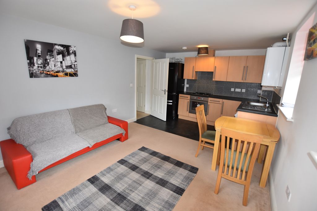 Property photo 2 of 9