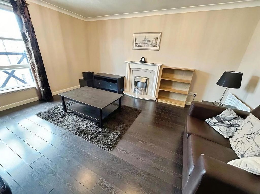 Property photo 3 of 13 Pbox-Img.Jpg