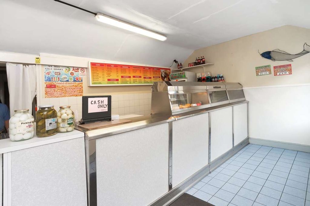 Property photo 2 of 5