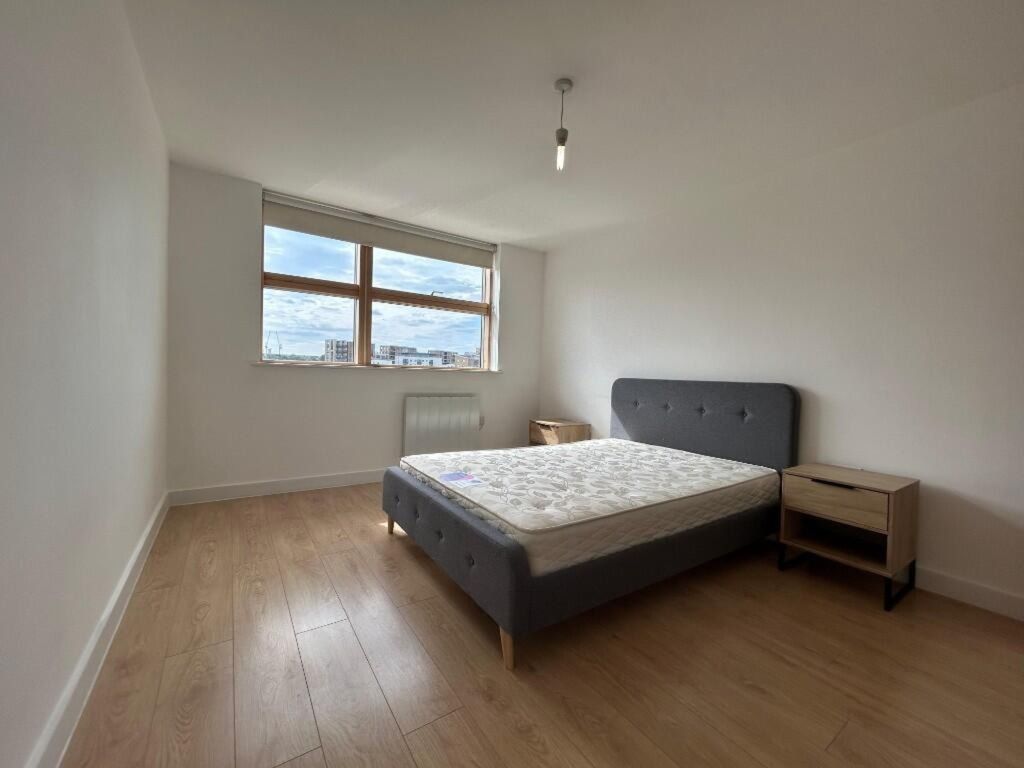 Property photo 3 of 7 Bedroom