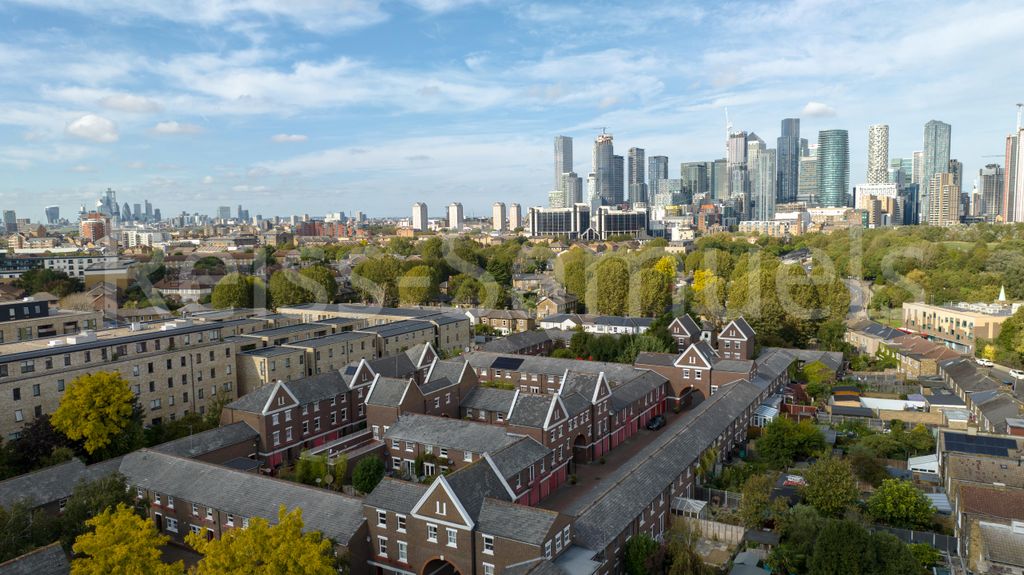 Property photo 1 of 37