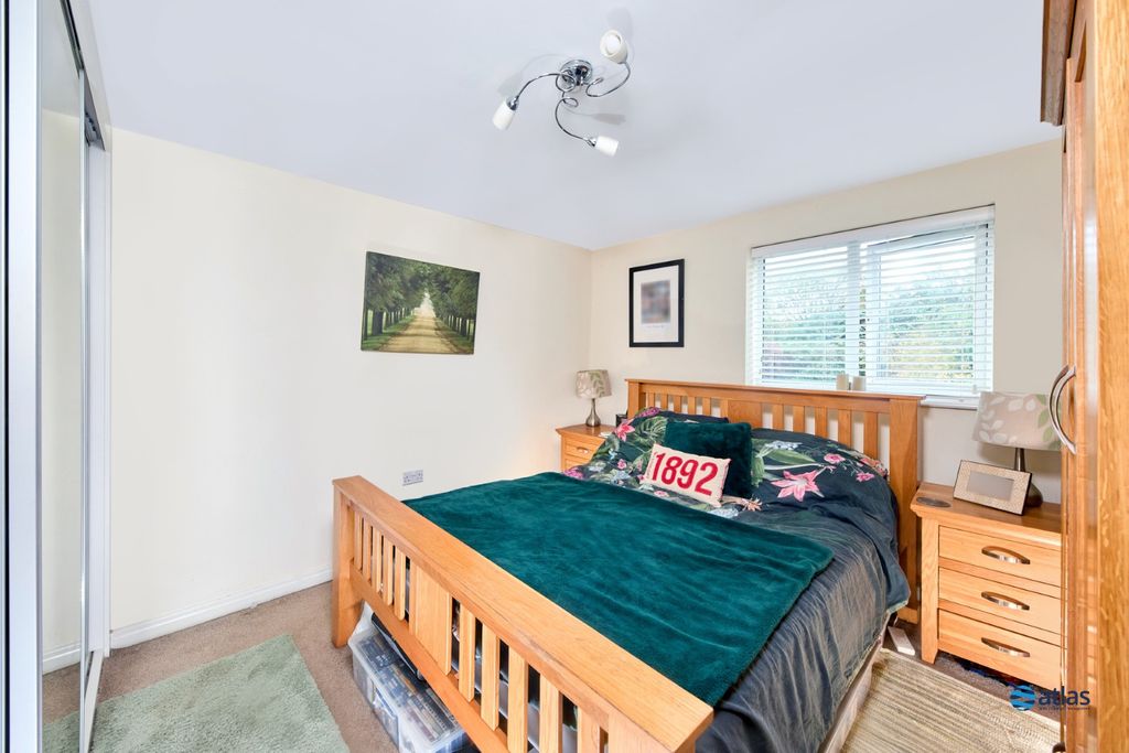 Property photo 3 of 12 Bedroom