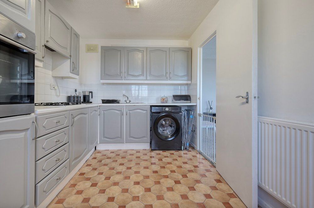 Property photo 3 of 15