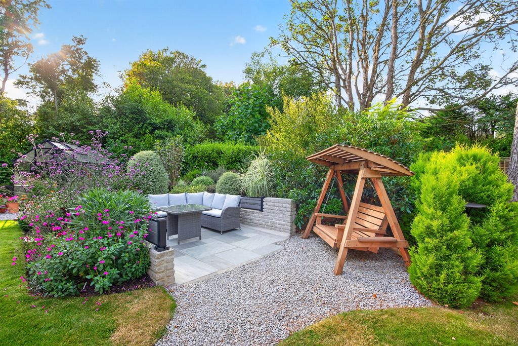 Property photo 2 of 25 Pbox-Img.Jpg