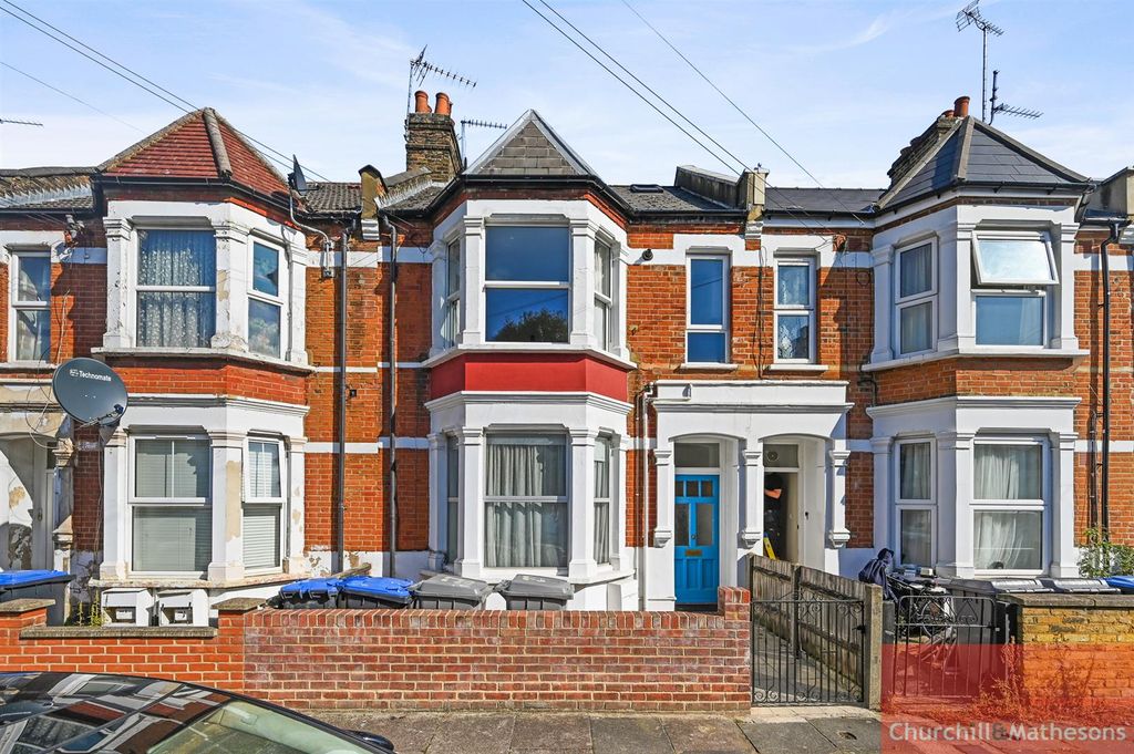 Property photo 2 of 13