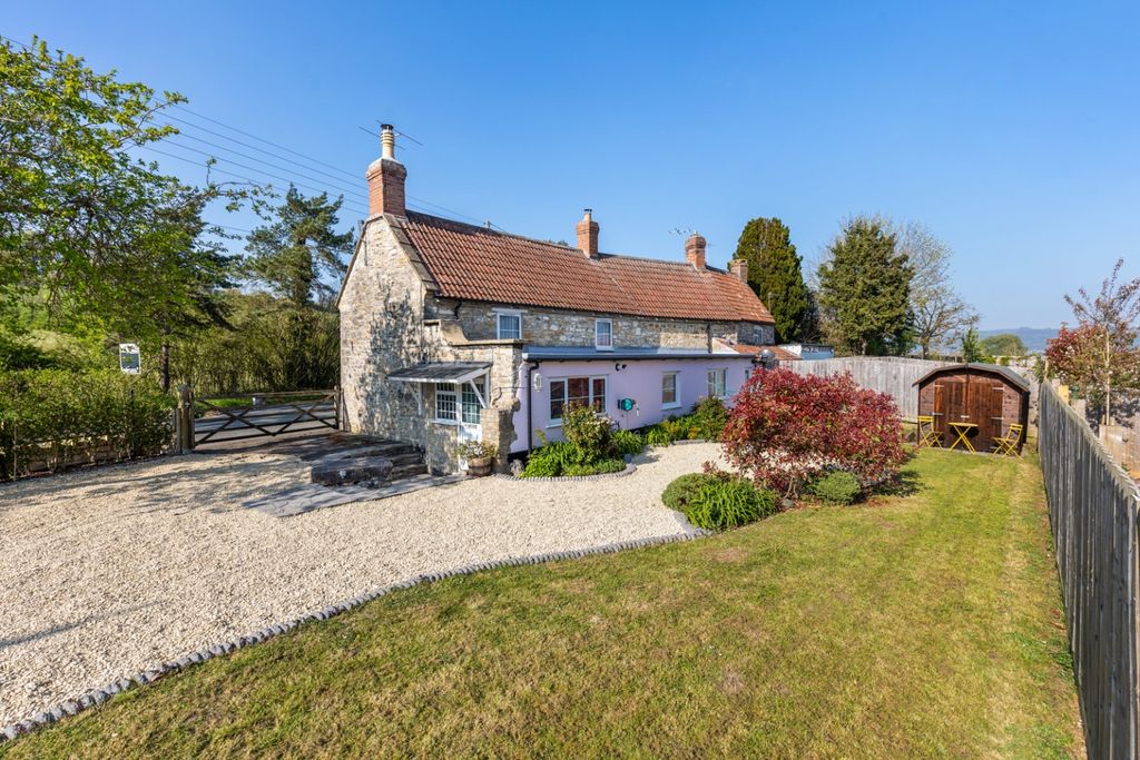 Property photo 1 of 11 4121200