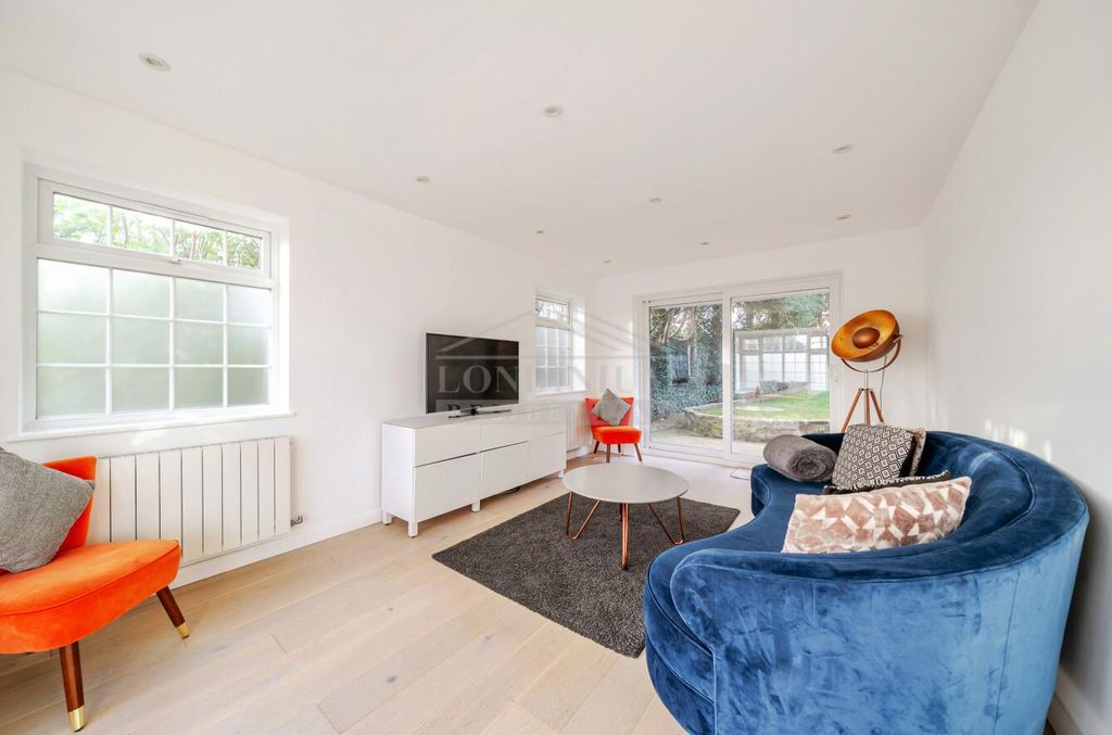 Property photo 1 of 13 E3E53E05-A6B6-4F53-A060-5990ce09Ff44.Jpg