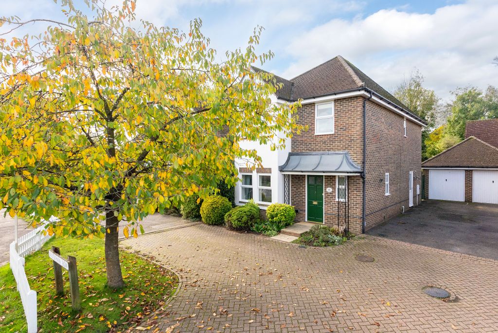 Property photo 1 of 13 Dsc03628