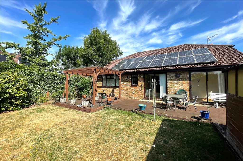 Property photo 1 of 23 Picture No. 25