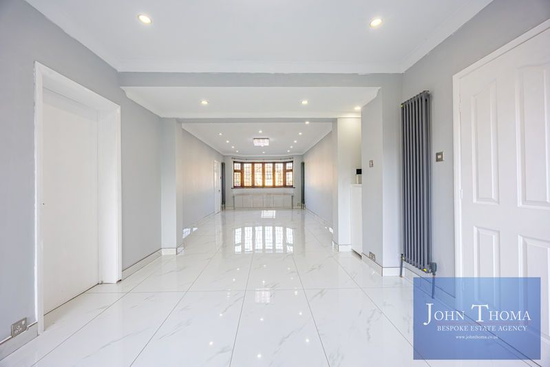 Property photo 3 of 20 Photo 5