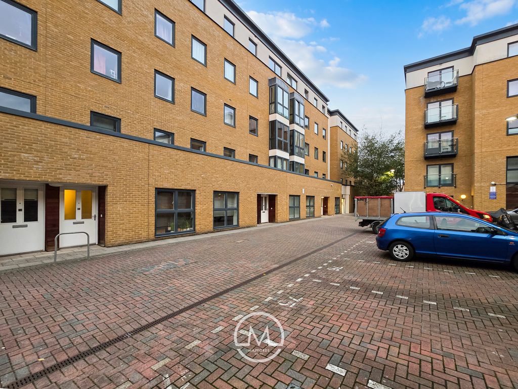 Property photo 1 of 9 Gallery