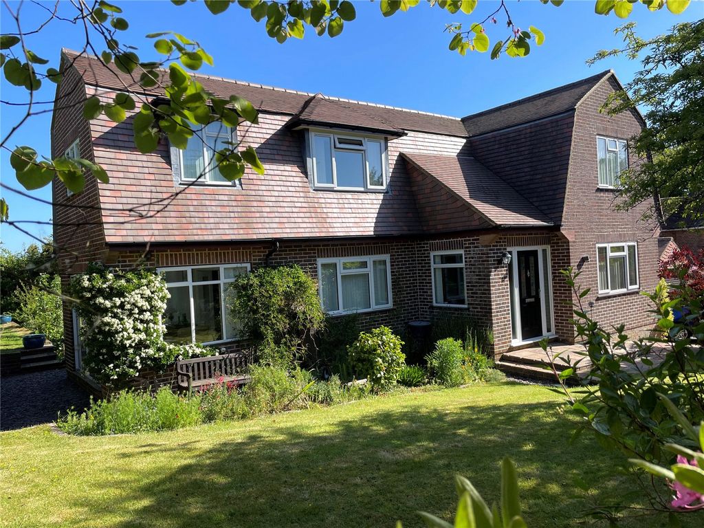 Property photo 2 of 31 Picture No. 49
