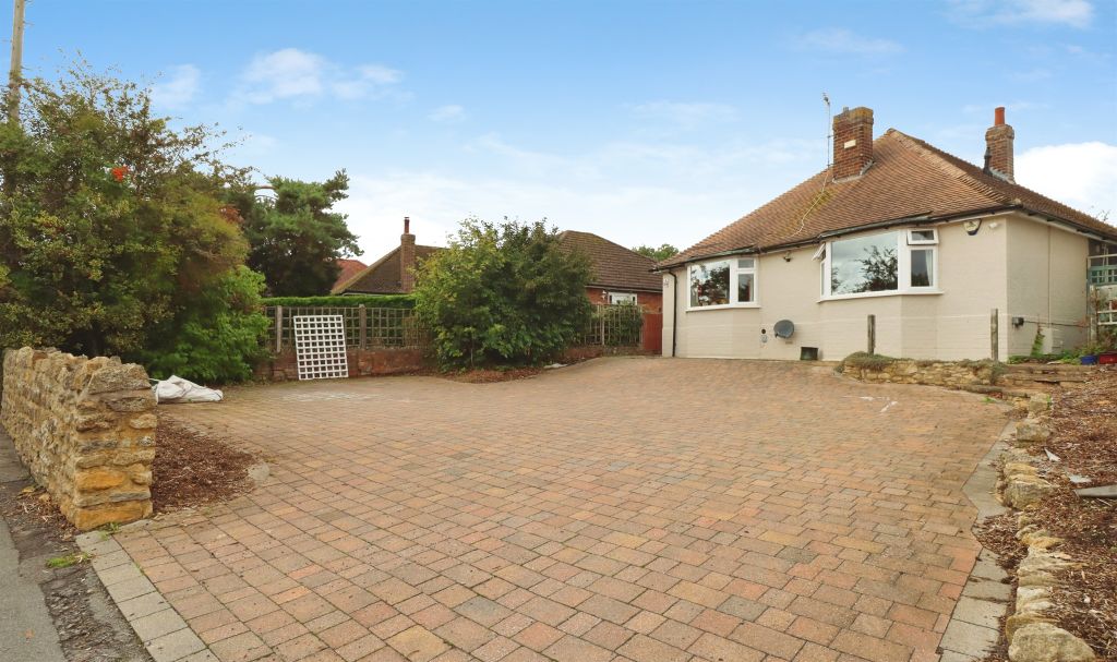 Property photo 2 of 21