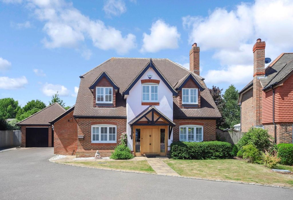 Property photo 1 of 47