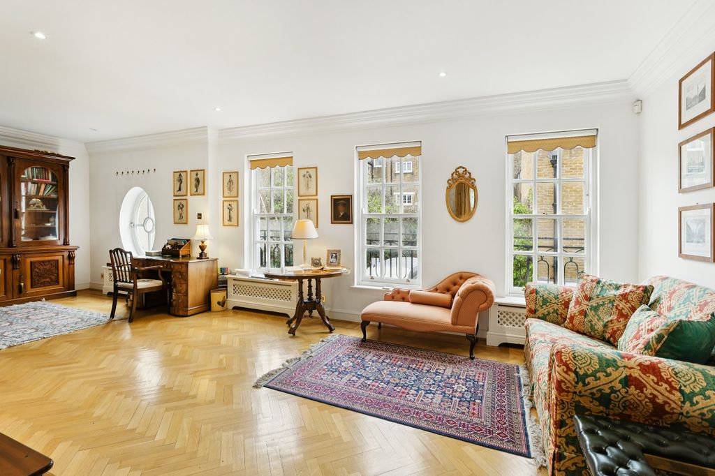 Property photo 1 of 15 Drawing Room