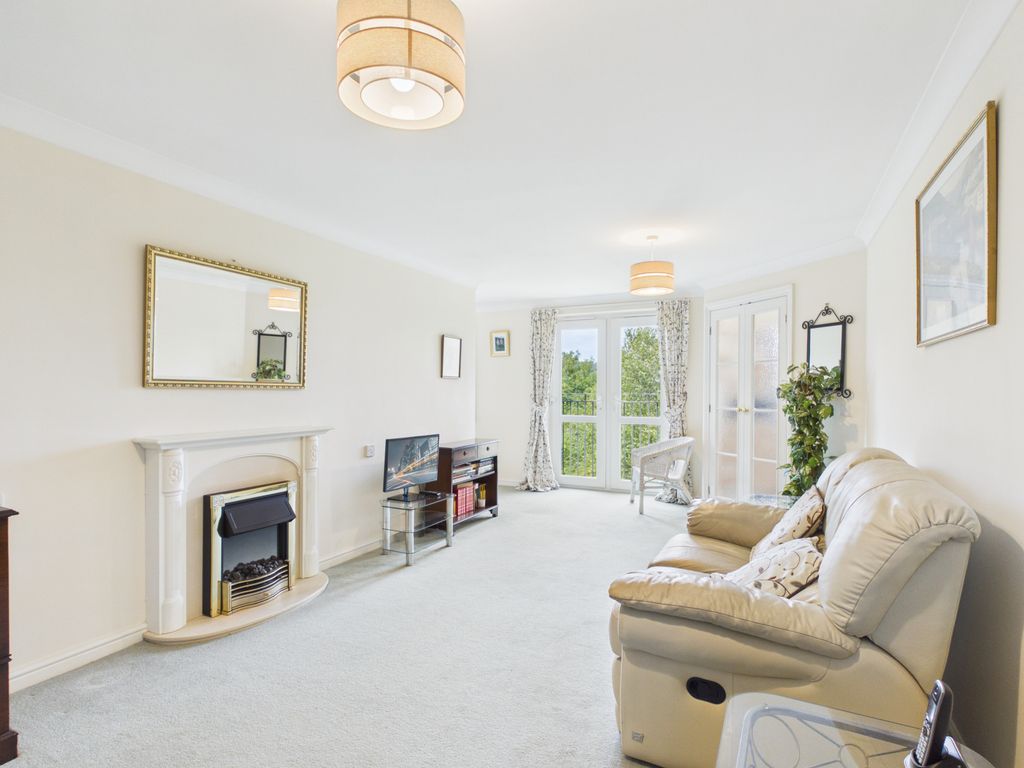 Property photo 2 of 16