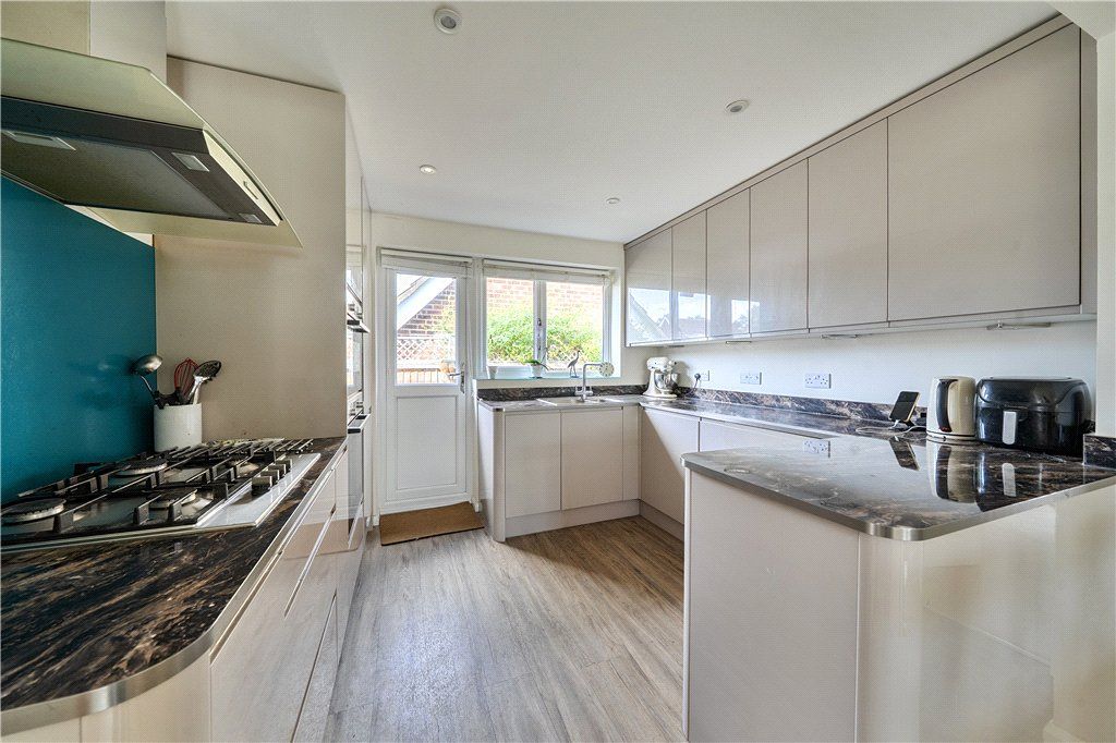 Property photo 3 of 16 Picture No. 06