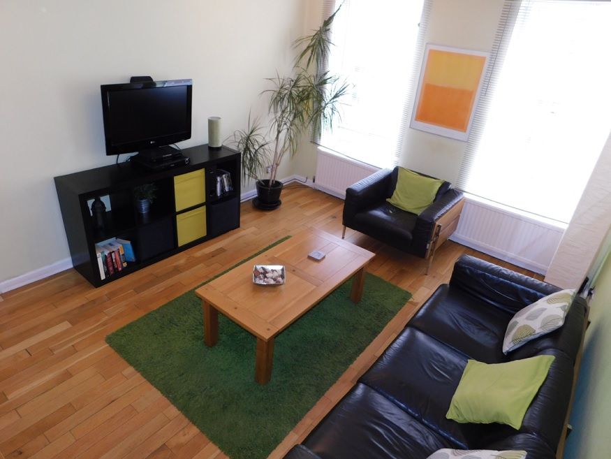 Property photo 3 of 11