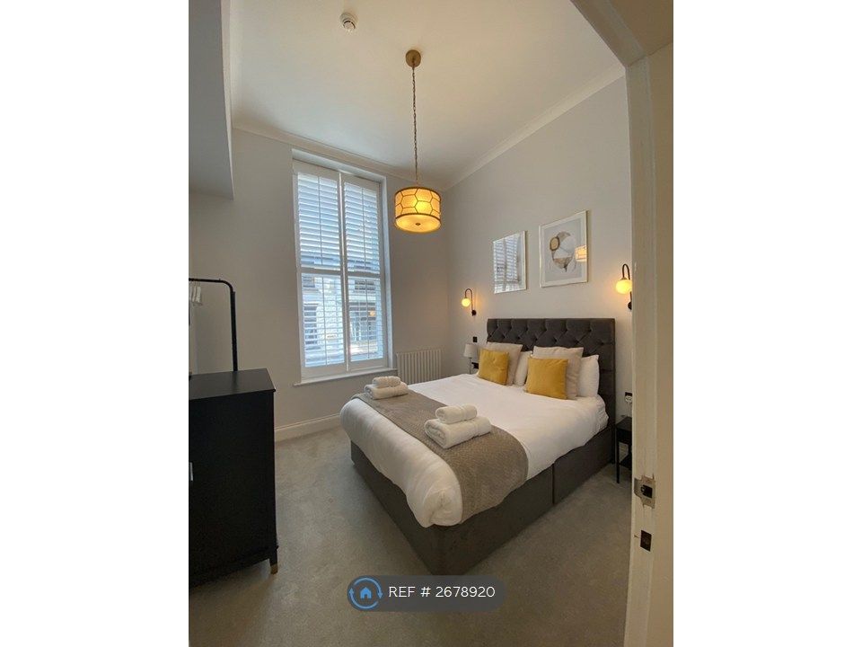 Property photo 3 of 7 Bedroom Two