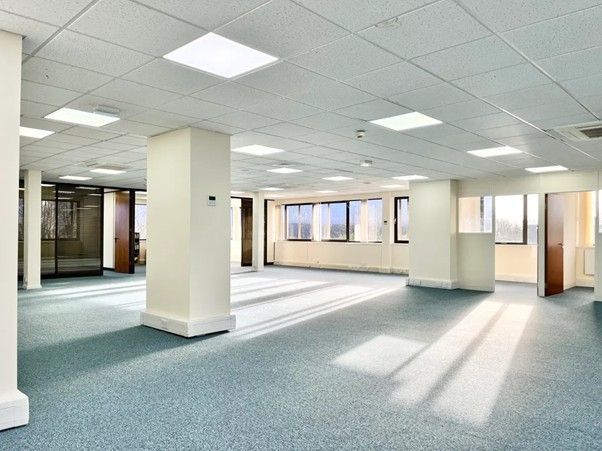 Property photo 3 of 5 Photo 8