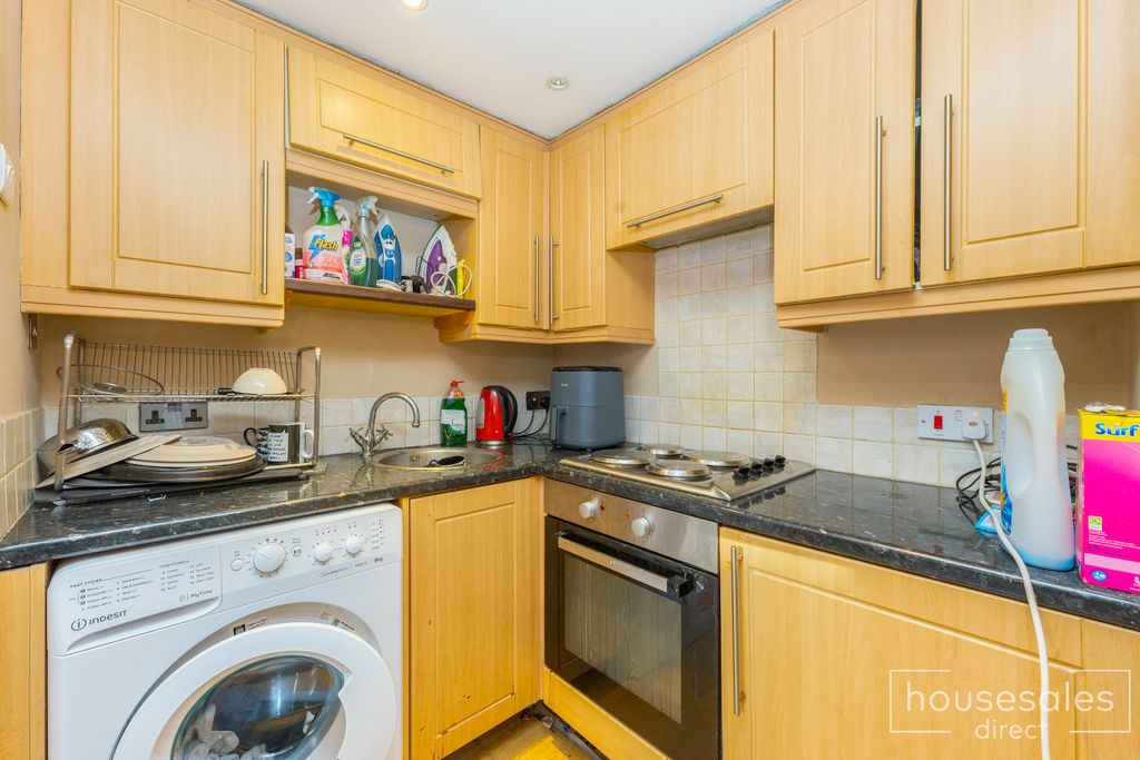 Property photo 2 of 7