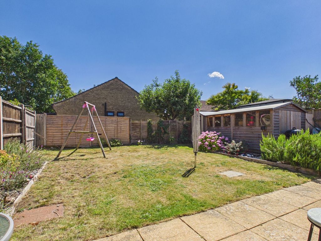 Property photo 2 of 8