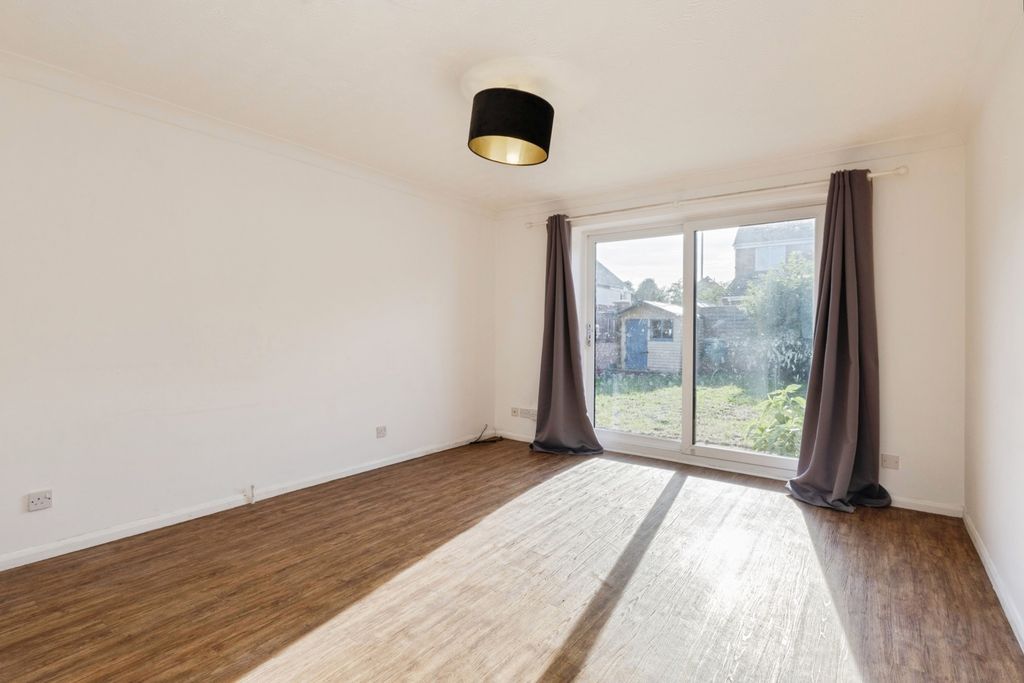 Property photo 3 of 15 Pbox-Img.Jpg