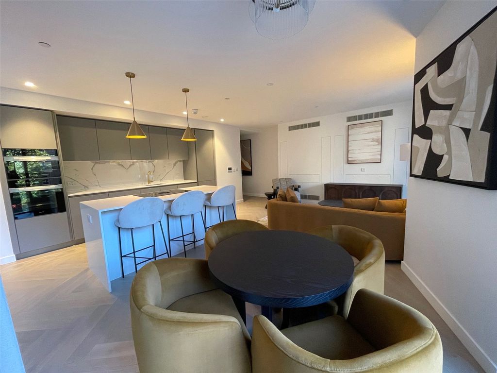 Property photo 3 of 15 Picture No. 21