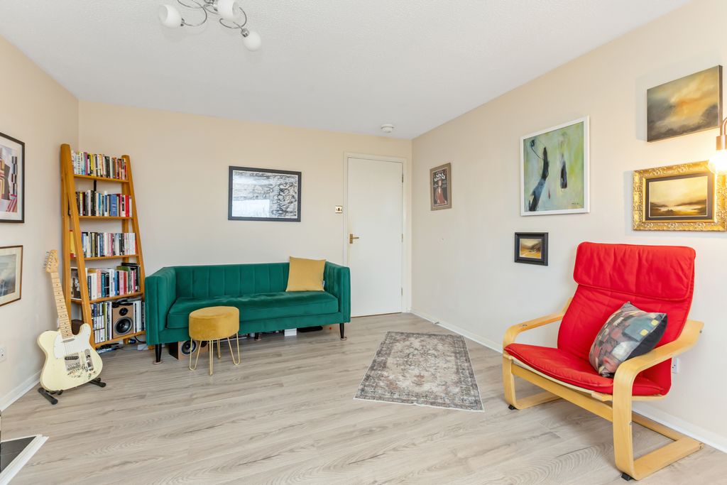 Property photo 3 of 17 Property Image 3