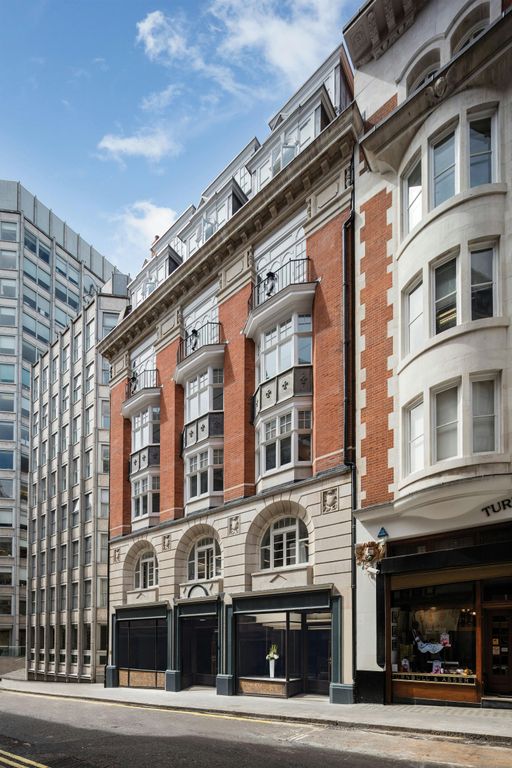 Property photo 1 of 3 25 Bury Street.Jpg