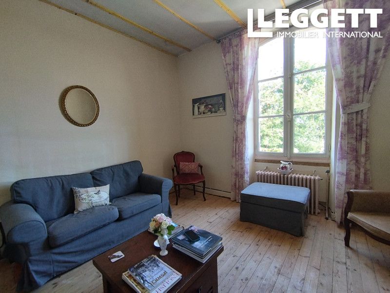 Property photo 3 of 10