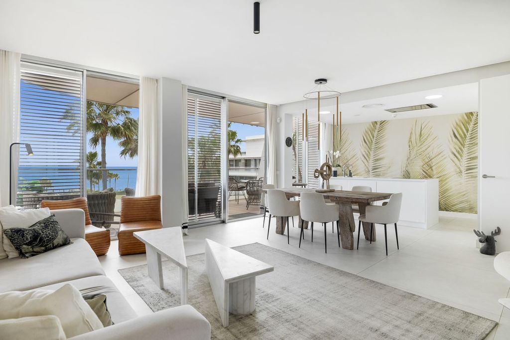 Property photo 3 of 47