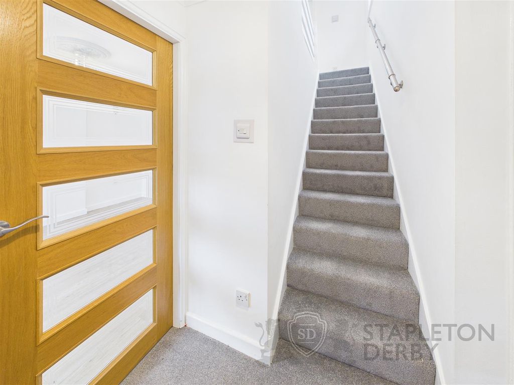 Property photo 2 of 19 Cam04720G0-Pr0184-Still016.Jpg