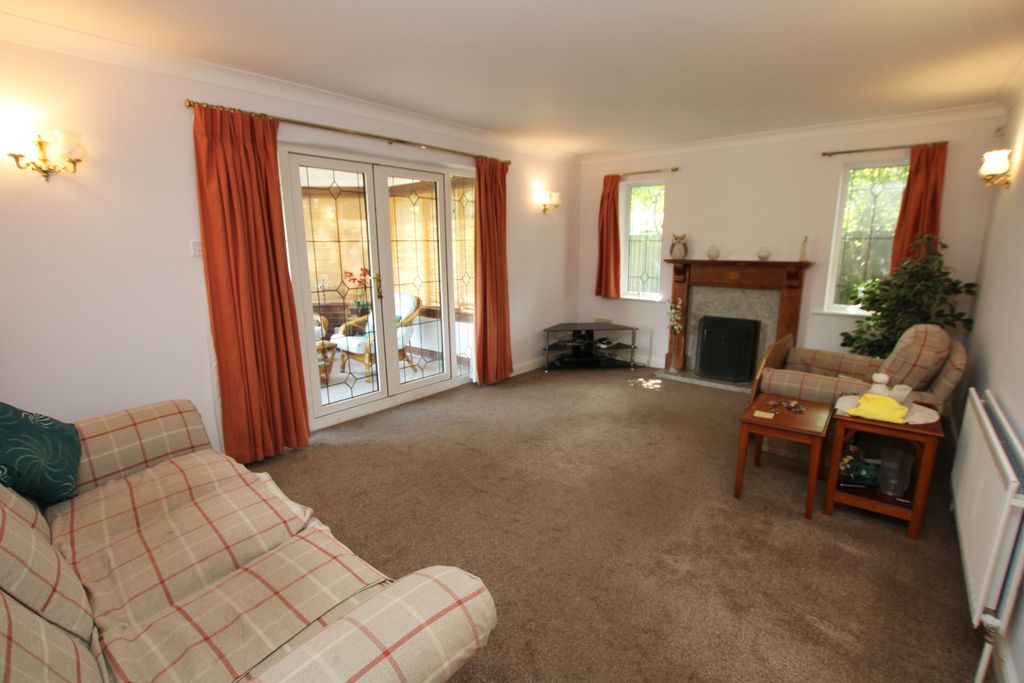 Property photo 3 of 20