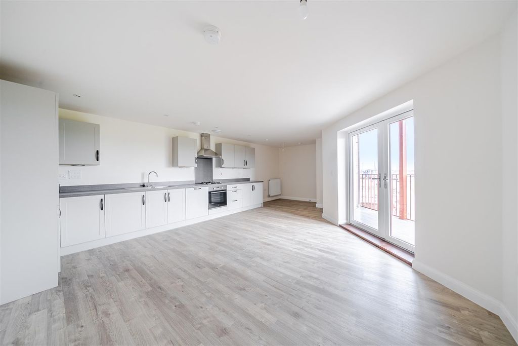 Property photo 2 of 10 1344691-1-68De5F4c3Fa89.Jpg